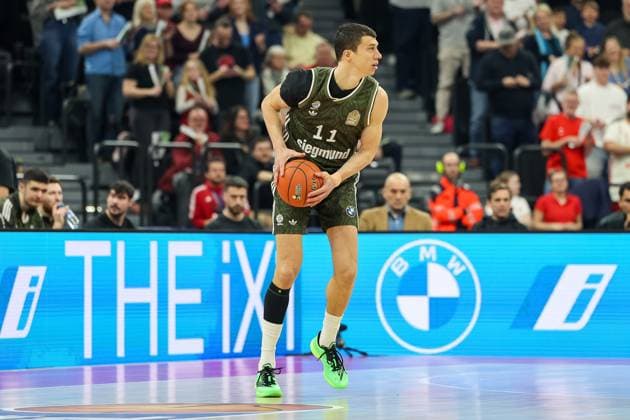 Vladimir Lucic FC Bayern Basketball, 11 with ball, GER, FC Bayern Muenchen vs Rostock Seawolves, Basketball, easycredit Basketball Bundesliga, BBL, 25 Matchday, Season 2024 2025, 22 03 2025, GER, FC Bayern Muenchen vs Rostock Seawolves, Basketball, easycredit Basketball Bundesliga, BBL, 25 Matchday, Season 2024 2025, 22 03 2025 Muenchen Copyright: xEibner-Pressefoto JennixMaulx EP_JML
