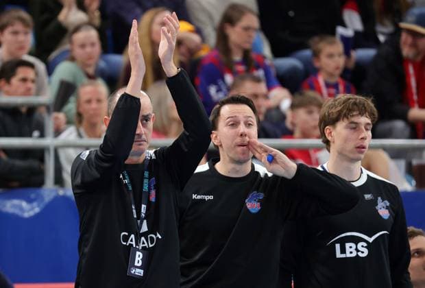 22 03 2025, Germany, Bietigheim, Handball, SG BBM Bietigheim vs VfL Potsdam, VfL coach Emir Kurtagic