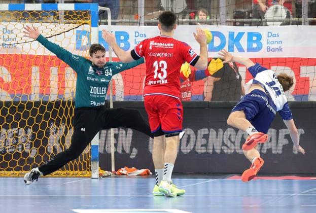 22 03 2025, Germany, Bietigheim, Handball, SG BBM Bietigheim vs VfL Potsdam, f l Daniel Rebmann BBM , Juan de la Pena BBM , Max Günther VfL