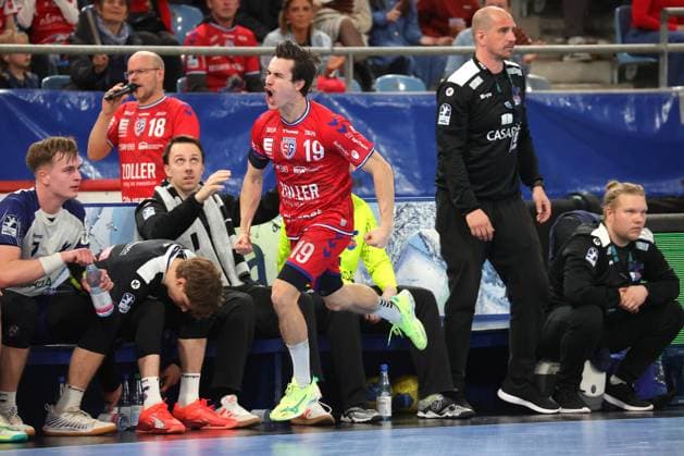 22 03 2025, Germany, Bietigheim, Handball, SG BBM Bietigheim vs VfL Potsdam, Cheers Gonzalo Perez Arce BBM