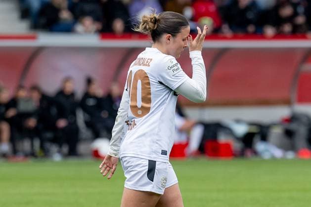 Estrella Merino Gonzales Bayer 04 Leverkusen, 20 is disappointed after scoring the 2-0 goal for Bayern FC Bayern Muenchen Frauen vs Bayer 04 Leverkusen, Soccer, Google Pixel Women Bundesliga, Matchday 18, Season 2024 2025, 30 03 2025 DFL DFB REGULATIONS PROHIBIT ANY USE OF PHOTOGRAPHS as IMAGE SEQUENCES and or QUASI VIDEO FC Bayern Muenchen Frauen gegen Bayer 04 Leverkusen, Football, Google Pixel Frauen Bundesliga, 18 Spieltag, Saison 2024 2025, 30 03 2025 Muenchen Copyright: xEibner-Pressefoto HeikexFeinerx EP_HFR