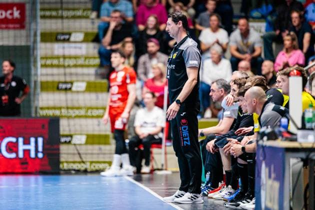 Anel Mahmutefendic HSC 2000 Coburg, Coach GER, ASV Hamm Westfalen vs HSC 2000 Coburg, Handball, 2 Bundesliga, Matchday 26, Season 2024 2025, 04 04 2025 GER, ASV Hamm Westfalen vs HSC 2000 Coburg, Handball, 2 Bundesliga, Matchday 26, Season 2024 2025, 04 04 2025 Hamm Copyright: xEibner-Pressefoto JanxRollingerx EP_JSK