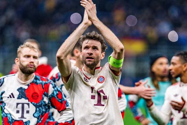 16 04 2025, Inter Milan vs FC Bayern Munich, UEFA Champions League, quarter-final second leg Thomas Müller FC Bayern Muenchen, 25 unhappy unhappy annoyed angry sad facial expressions gestures Copyright: xBahhoxKarax
