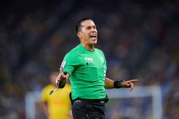 RECORD DATE NOT STATED Liga BBVA MX Clausura 2025 Monterrey vs America Referee Daniel Quintero during the 16th round match between Monterrey and America as part of the Liga BBVA MX, Torneo Clausura 2025 at BBVA Bancomer Stadium, on April 16, 2025 in Monterrey, Nuevo Leon, Mexico. MONTERREY NUEVO LEON MEXICO  Copyright: xJONATHANxDUENASx 20250416203051_LMX_C25_MTY_AME_QUINTERO94
