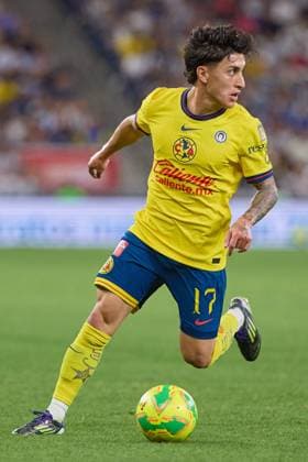 RECORD DATE NOT STATED Liga BBVA MX Clausura 2025 Monterrey vs America Alejandro Zendejas of America during the 16th round match between Monterrey and America as part of the Liga BBVA MX, Torneo Clausura 2025 at BBVA Bancomer Stadium, on April 16, 2025 in Monterrey, Nuevo Leon, Mexico. MONTERREY NUEVO LEON MEXICO  Copyright: xGustavoxValdezx 20250416203417_LMX_C25_MTY_AME_ZENDEJAS102