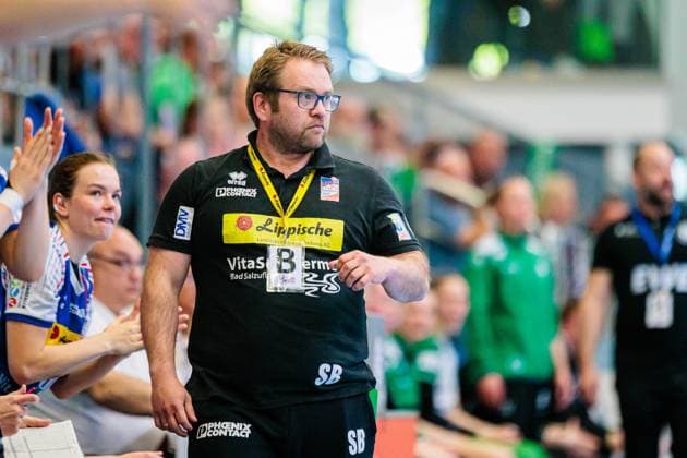 Steffen Birkner HSG Blomberg Lippe, Coach GER, HSG Blomberg Lippe vs VfL Oldenburg, Handball, 1 Bundesliga Women, Play Offs, Quarterfinals, Match 1, Season 2024 2025, 19 04 2025 GER, HSG Blomberg Lippe vs VfL Oldenburg, Handball, 1 Bundesliga Women, Play Offs, Quarterfinals, Match 1, Season 2024 2025, 19 04 2025 Blomberg Copyright: xEibner-Pressefoto JanxRollingerx EP_JSK