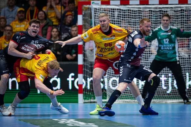 EHF European League SG Flensburg Handewitt vs GOG Handball 22 04 25 SG Flensburg Handewitt in attack EHF European League SG Flensburg Handewitt vs GOG Handball, Fynske Bank Arena on 22 04 25 Copyright: xBEAUTIFULxSPORTS MarioxM.xKobergx