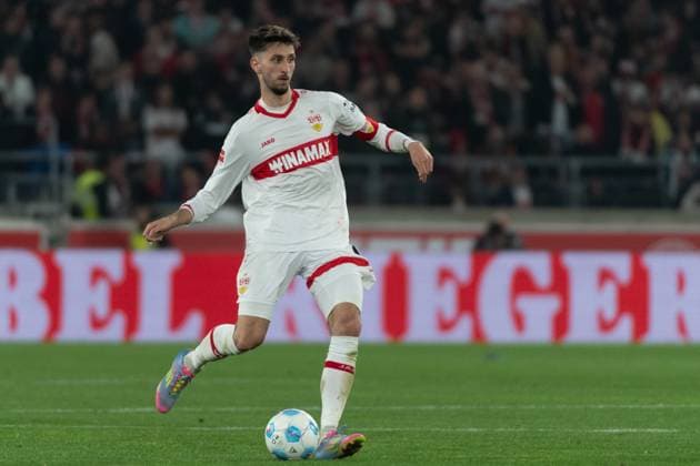 Atakan Karazor VfB Stuttgart, 16 GER, VfB Stuttgart vs 1 FC Heidenheim, Football, Men, 1 Bundesliga, 31 Matchday, Season 2024 2025, 25 04 2025, DFL DFB REGULATIONS PROHIBIT ANY USE OF PHOTOGRAPHS AS IMAGE SEQUENCES AND OR QUASI VIDEO, GER, VfB Stuttgart vs 1 FC Heidenheim, Football, Men, 1 Bundesliga, 31 Matchday, Season 2024 2025, 25 04 2025 Stuttgart Copyright: xEibner-Pressefoto WolfgangxFrankx EP_WFK