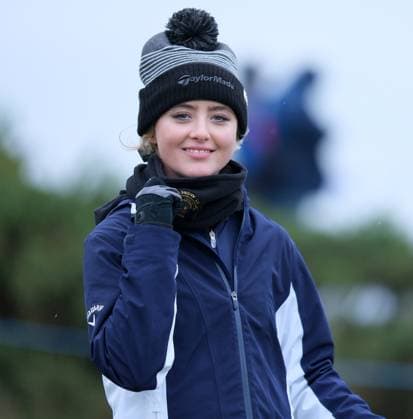 UK: The Alfred Dunhill Links Championship at Kingsbarns, St Andrews, Scotland on 30 September 2022 Pictured: Hollywood star Kathryn Newton on the 10th fairway at Kingsbarns during the second round of the Alfred Dunhill Links Championship 2022 St Andrews Fife Scotland Copyright: xAlexxToddx