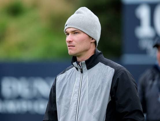 UK: The Alfred Dunhill Links Championship at Kingsbarns, St Andrews, Scotland on 30 September 2022 Pictured: Rasmus Hojgaard (Denmark) on the 10th tee at Kingsbarns during the second round of the Alfred Dunhill Links Championship 2022 St Andrews Fife Scotland Copyright: xAlexxToddx