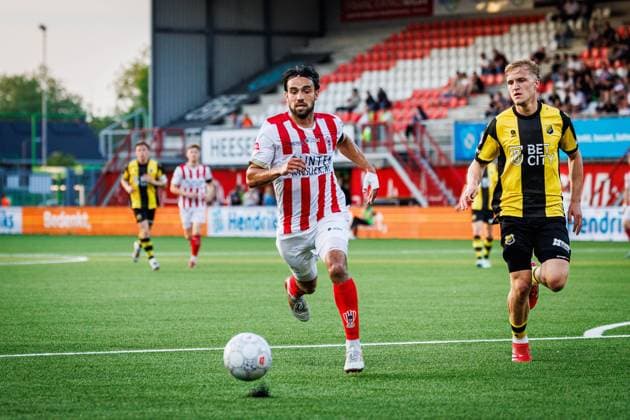 OSS, 02-05-2025, Frans Heesen Stadion, Season 2024-2025 Dutch Keuken Kampioen Divisie football TOP OSS midfielder Mitchell van Rooijen during the match TOP Oss - Vitesse TOP Oss - Vitesse  x29036584x Copyright: