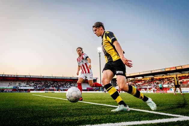 OSS, 02-05-2025, Frans Heesen Stadion, Season 2024-2025 Dutch Keuken Kampioen Divisie football Vitesse defender Loek Postma during the match TOP Oss - Vitesse TOP Oss - Vitesse  x29036587x Copyright: