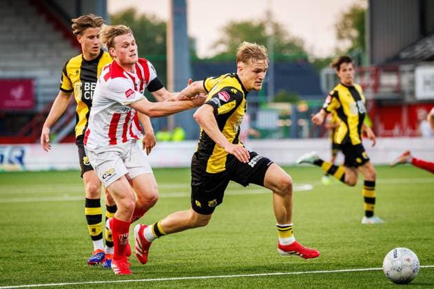 OSS, 02-05-2025, Frans Heesen Stadion, Season 2024-2025 Dutch Keuken Kampioen Divisie football during the match TOP Oss - Vitesse TOP Oss - Vitesse  x29036591x Copyright: