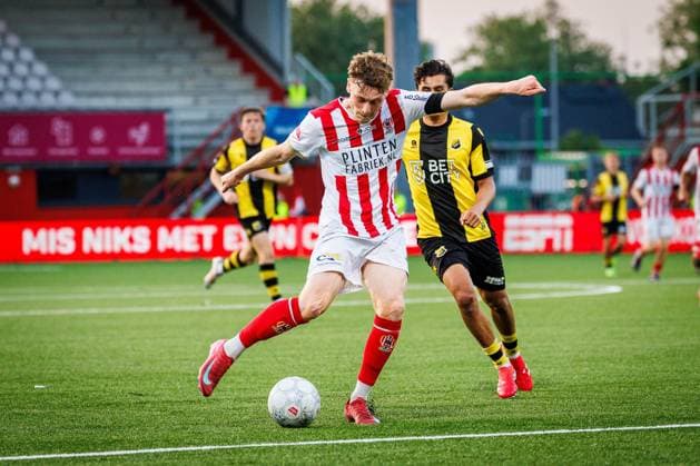 OSS, 02-05-2025, Frans Heesen Stadion, Season 2024-2025 Dutch Keuken Kampioen Divisie football TOP OSS midfielder Arthur Allemeersch during the match TOP Oss - Vitesse TOP Oss - Vitesse  x29036592x Copyright:
