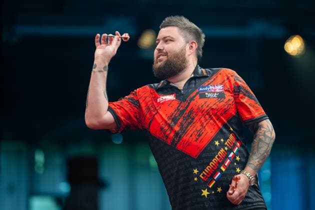 Michael Smith GER, PDC European Darts Grand Prix 2025, 2 Round, Best of 11 Legs, Sindelfingen Glaspalast, 03 05 2025 GER, PDC European Darts Grand Prix 2025, 2 Round, Best of 11 Legs, Sindelfingen Glaspalast, 03 05 2025 Sindelfingen Copyright: xSandyxDinkelackerx EP_SDR