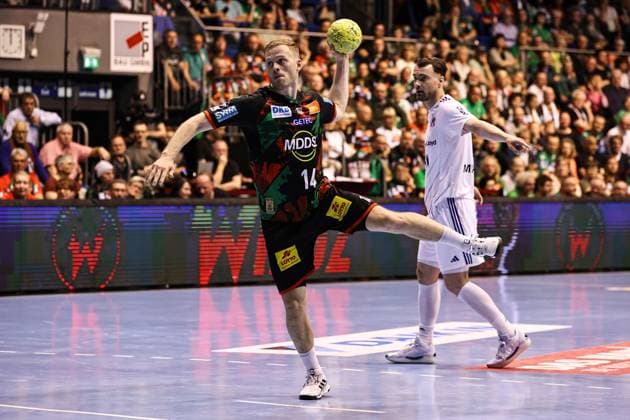 Omar Ingi Magnusson SC Magdeburg,14 Handball Bundesliga Season 2024 2025 SC Magdeburg vs HSV Hamburg at the GETEC Arena in Magdeburg Action,Handball,Germany,04 05 2025