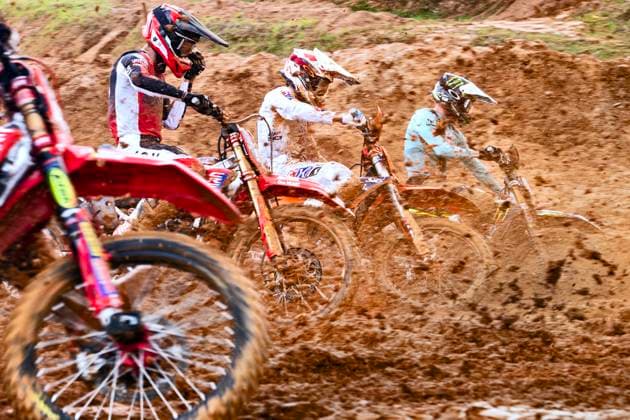 Bilder des Jahres 2025, Sport 05 Mai Sport Themen der Woche KW19 Sport Bilder des Tages Motorsport, Motocross-WM MXGP in Agueda, Portugal MX2 motocycles at the holeshot during the FIM Motorcross World Championship, WM, Weltmeisterschaft MXGP 2025 at Portugal - Photo Jose Salgueiro SPP Jose Salgueiro (Jose Salgueiro SPP) Copyright: xJosexSalgueirox xSPPx spp-en-JoSa-_DSC7953