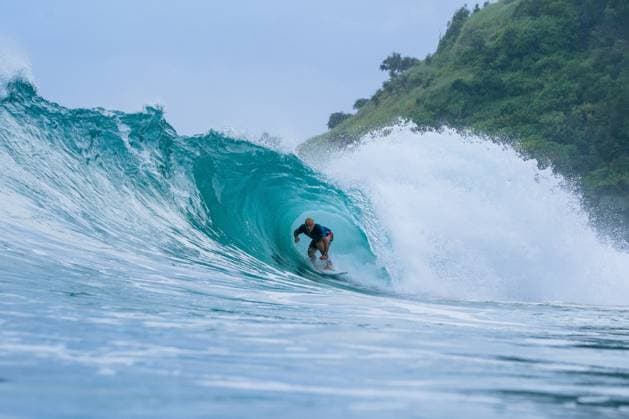 Bilder des Jahres 2025, Sport 05 Mai Sport Themen der Woche KW19 Sport Bilder des Tages WSL GOLD COAST PRO JULIAN WILSON, In a supplied image, Julian Wilson of Australia surfs in Heat 9 of the Round of 32 at the Bonsoy Gold Coast Pro on May 9, 2025 at Burleigh Heads, Queensland, Australia, Friday, May 9, 2025. ( NO ARCHIVING, EDITORIAL USE ONLY Gold Coast Queensland Australia Copyright: xAndrewxShieldx 20250509164746209438