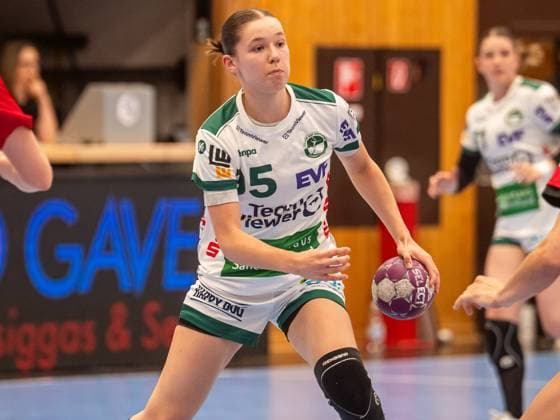 Lara Daeuble Frisch Auf Women, 95 with speed on the ball, HSG Bensheim Auerbach vs Frisch Auf Goeppingen, Handball, 1 Bundesliga, Play Offs, Season 2024 2025, 10 05 2025 HSG Bensheim Auerbach vs Frisch Auf Goeppingen, Handball, 1 Bundesliga, Play Offs, Season 2024 2025, 10 05 2025 Bensheim Copyright: xMichaelxSchmidt Eibner-Pressefotx EP_MST
