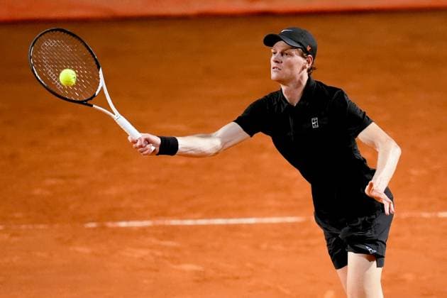 Sport Bilder des Tages Internazionali BNL D Italia 2025 - Day Six Jannik Sinner of Italy in action against Mariano Navone of Argentina during the Internazionali BNL d™Italia day six at Foro Italico on May 10, 2025 in Rome, Italy. Rome Foro Italico Lazio Italy Copyright: xGiuseppexMaffiax IBI_SinnerNavone_100525_BRU4410