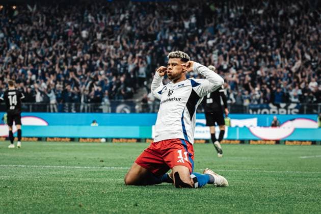 Soccer Men Season 2024 2025 2 Soccer Bundesliga 33 Matchday Hamburger SV vs SSV Ulm 1846 10 05 2025 Ransford Königsdörffer 11, HSV scores a goal and cheers Hamburg Volksparkstadion Hamburg Germany