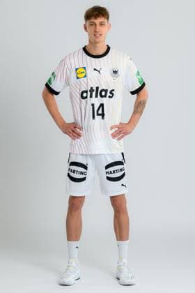 Handball Germany, photo shoot Mathis Häseler Haeseler Germany portrait face, action single image cropping Ludwigsburg Film and Media Center Germany
