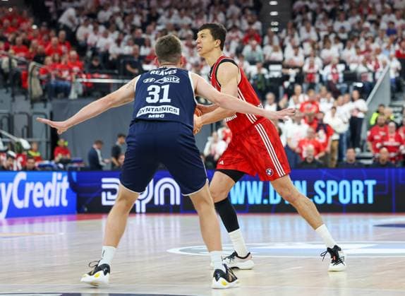 Vladimir Lucic FC Bayern Basketball, 11 with ball with Spencer Reaves Syntainics MBC, 31 , GER, FC Bayern Basketball vs SYNTAINICS MBC, Basketball, easycredit Basketball Bundesliga, BBL, Playoffs, Quarterfinals, 2024 2025 season, 17 05 2025, GER, FC Bayern Basketball vs SYNTAINICS MBC, Basketball, easycredit Basketball Bundesliga, BBL, Playoffs, Quarterfinals, 2024 2025 season, 17 05 2025 Munich Copyright: xEibner-Pressefoto JennixMaulx EP_JML