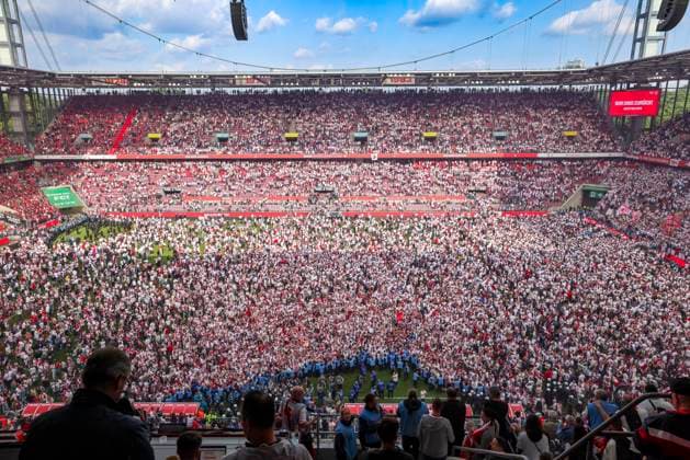 Soccer 2 Bundesliga, 1 FC Köln 1 FC Kaiserslautern, Matchday 34, RheinEnergieStadion Pile-up after the final whistle and the promotion of 1 FC Köln