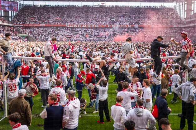Cologne, Germany 18th May 2025 FC fans celebrate promotion 1 FC Köln 1 FC Kaiserslautern 18 05 2025