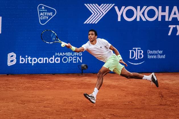 Tennis Men bitpanda Hamburg Open ATP 500 Felix Auger Aliassime CAN vs Andrei Andreyevich Rublev RUS 23 05 2025 Felix Auger Aliassime Forehand Hamburg Tennisstadion am Rothenbaum Hamburg Germany