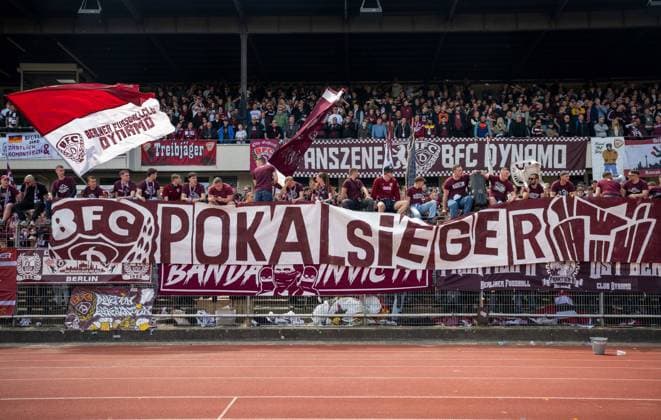 Soccer, Men, Season 2024 2025, COSY WASCH Berlin State Cup Final at Mommsenstadion, BSV Eintracht Mahlsdorf BFC Dynamo 0 2 , BFC fans celebrate the victory with a banner, 24 05 2025, Copyright: xMatthiasxKochx