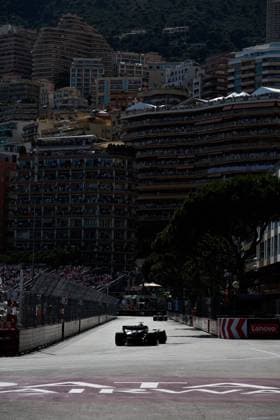 F1 - MONACO GRAND PRIX 2025 12 KIMI ANTONELLI Andrea (ita), Mercedes AMG F1 Team W16, action during the Formula 1 Tag Heuer Grand Prix de Monaco, 8th round of the 2025 FIA Formula One World Championship, WM, Weltmeisterschaft from May 23 to 25, 2025 on the Circuit de Monaco, in Monte-Carlo, Monaco - Monte-CarloMonaco  Copyright: xJavierxJimenezx