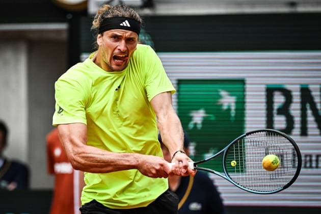 May 27, 2025, Paris, France, France: Alexander ZVEREV of Germany during the third day of Roland-Garros 2025, French Open 2025, Grand Slam tennis tournament at Roland-Garros Stadium on May 27, 2025 in Paris, France. Paris France - ZUMAm308 20250527_zsp_m308_067 Copyright: xMatthieuxMirvillex