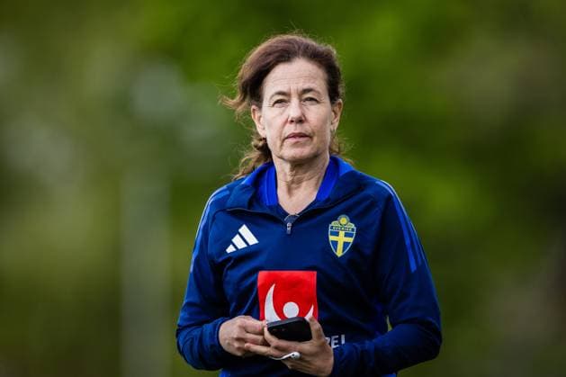 250528 Media officer Petra ThorÃ n of the Swedish men s national football team during a training session on May 28, 2025 in Stockholm Photo Kenta Jönsson BILDBYRAN COP 210 KJ0245 fotboll football soccer fotball landskamp träning practice training sverige sweden sverige a bbeng  Copyright: KENTAxJÖNSSON BB250528KJ072
