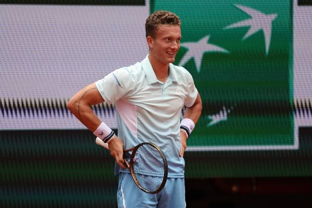 ROLAND GARROS 2025 Thierry Larret MAXPPP - PARIS (75) 31 05 2025 Thierry Larret Maxppp. Tennis. Roland Garros 2025. Internationaux de France de tennis. Stade Roland Garros, Paris (75). Le 31 mai 2025. Court Suzanne Lenglen : Jannik SINNER (ITA) vs Jiri LEHECKA (CZE) PARIS (75) STADE ROLAND GARROS PARIS ILE DE FRANCE FRANCE  Copyright: xMAXPPPxThierryxLarretx TLR202505317329 TLR202505317329