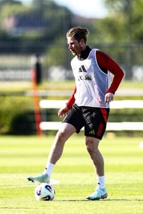 Belgium s Kevin De Bruyne pictured during a training session of Belgian national soccer team the Red Devils, Monday 02 June 2025, in Tubize. The team is preparing for the World Cup 2026 qualifier games against North-Macedonia (6 June) and Wales (9 June). BRUNOxFAHY  x126010637x
