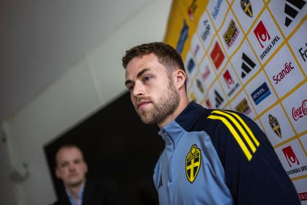 250604 Gabriel Gudmundsson of the Swedish men™s national football team at a press meet on June 4, 2025 in Stockholm Photo Maxim ThorÃ BILDBYRAN kod MT MT0828 fotboll football soccer fotball vm kval kval fifa world cup qualifier qualifier pressträff event meeting sverige sweden sverige a bbeng  Copyright: MAXIMxTHORE BB250604MT042