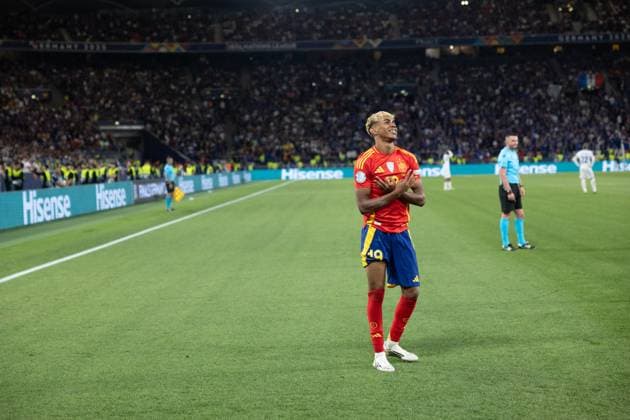 Lamine Yamal seen celebrating after scoring goal during UEFA Nations League 2025 semifinal game between national teams of Spain and France (Maciej Rogowski) Stuttgart MHP Arena Germany Copyright: xMaciejxRogowskix spainfrance2425-46