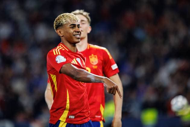 Lamine Yamal seen celebrating after scoring goal during UEFA Nations League 2025 semifinal game between national teams of Spain and France (Maciej Rogowski) Stuttgart MHP Arena Germany Copyright: xMaciejxRogowskix spainvsfrance2425-240