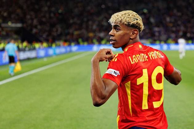 Lamine Yamal seen celebrating after scoring goal during UEFA Nations League 2025 semifinal game between national teams of Spain and France (Maciej Rogowski) Stuttgart MHP Arena Germany Copyright: xMaciejxRogowskix spainvsfrance2425-310