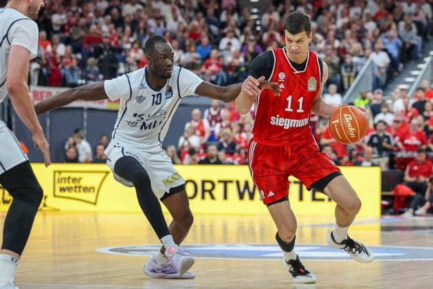 Vladimir Lucic FC Bayern Basketball, 11 with Bakary Dibba MLP Academics Heidelberg, 10 , GER, FC Bayern Basketball vs MLP Academics Heidelberg, Basketball, easycredit Basketball Bundesliga, BBL, Playoffs, Semifinals, 2024 2025 season, 07 06 2025, GER, FC Bayern Basketball vs MLP Academics Heidelberg, Basketball, easycredit Basketball Bundesliga, BBL, Playoffs, Semifinals, 2024 2025 season, 07 06 2025 Munich Copyright: xEibner-Pressefoto JennixMaulx EP_JML
