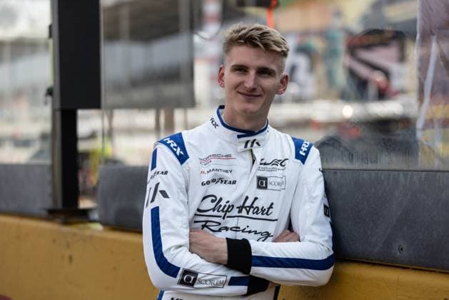 Motorsport, China GT, Loek Hartog rescues Ollie Millroy from a burning car – archive footage