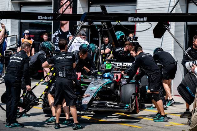 F1 - CANADIAN GRAND PRIX 2025 63 RUSSELL George (gbr), Mercedes AMG F1 Team W16, action during the Formula 1 Pirelli Grand Prix du Canada 2025, 10th round of the 2025 FIA Formula One World Championship, WM, Weltmeisterschaft from June 14 to 16, 2025 on the Circuit Gilles Villeneuve, in MontrÃ al, Canada - MontrÃ alCanada  Copyright: xALBERTOxVIMERCATIx