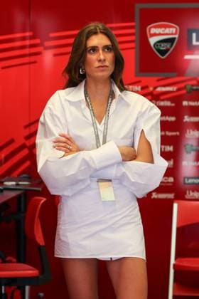 Foto IPP Enrico Schiavi Scarperia 22-06-2025 MotoGP Gran Premio Motociclismo di Italia 2025 Gara nella foto: Domizia Castagnini moglie di Francesco Bagnaia - Ducati Lenovo Team Scarperia italy ITALY ITALY  Copyright: xR4924_italyphotopressx