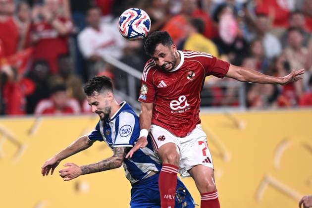 Sport Bilder des Tages Fußball, FIFA-Klub-WM, FC Porto - al Ahly SC Db New York (Stati Uniti) 23 06 2025 - FIFA Club World Cup 2025 Porto-Al Ahly foto Daniele Buffa Image nella foto: Mahmoud Trezeguet-Fabio Vieira 