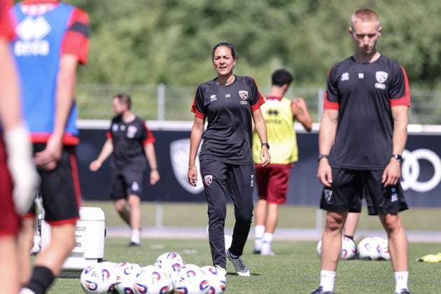 3 Liga FC Ingolstadt 04 training kick-off, first training session after the summer break Head coach Sabrina Wittmann FCI gives instructions 3 Liga FC Ingolstadt 04 season 2025 2026 training kick-off