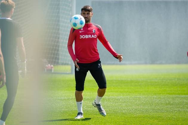 Soccer, Bundesliga, Men, Training SC Freiburg Europa Park Stadion, Sport, Europa Park Stadion, Vincenzo Grifo SC Freiburg, 32 Freiburg Europa Park Stadion Baden Württemberg Germany Copyright: xFINLEYxMÖRCHx