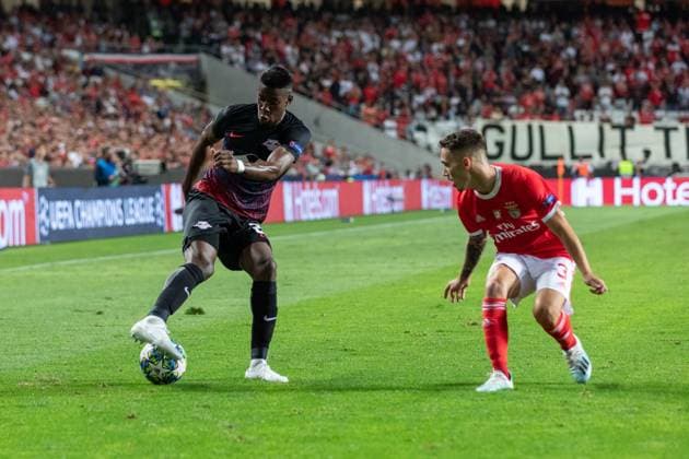September 17, 2019, Lisbon, Lisbon, Portugal: Leipzig defender from France NORDI MUKIELE (22) and Benfica defender from Spain ALEX GRIMALDO (3) in action during the game for UEFA Champions League between Benfica and Leipzig at Estadio da Luz Lisbon Portugal - ZUMAs359 20190917_zsp_s359_038 Copyright: xAlexandrexdexSousax