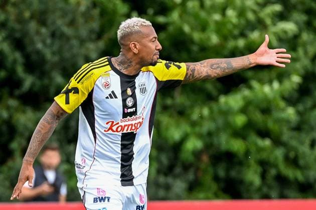 09 07 2025, Lask Platz Linz, AUT, Test match preparation 2025 26, Lask Linz AUT vs Broendby IF Copenhagen DEN , in the picture Jerome Agyenim Boateng LASK Linz Oberoesterreich Austria