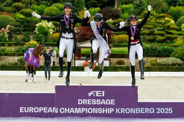 KRONBERG FEI European Championship Dressage for Young Riders and U25 2025, KRONBERG FEI European Championship Dressage for Young Riders and U25 2025 SCHOELERMANN Anna GER , TREFFINGER Moritz GER , HYRM Sara Aagaard DEN Medal ceremony Award ceremony FEI U25 Grand Prix 16 25 2ndt part Individual Test Individual Decision Kronberg, Gestüt Schafhof 12 July 2025
